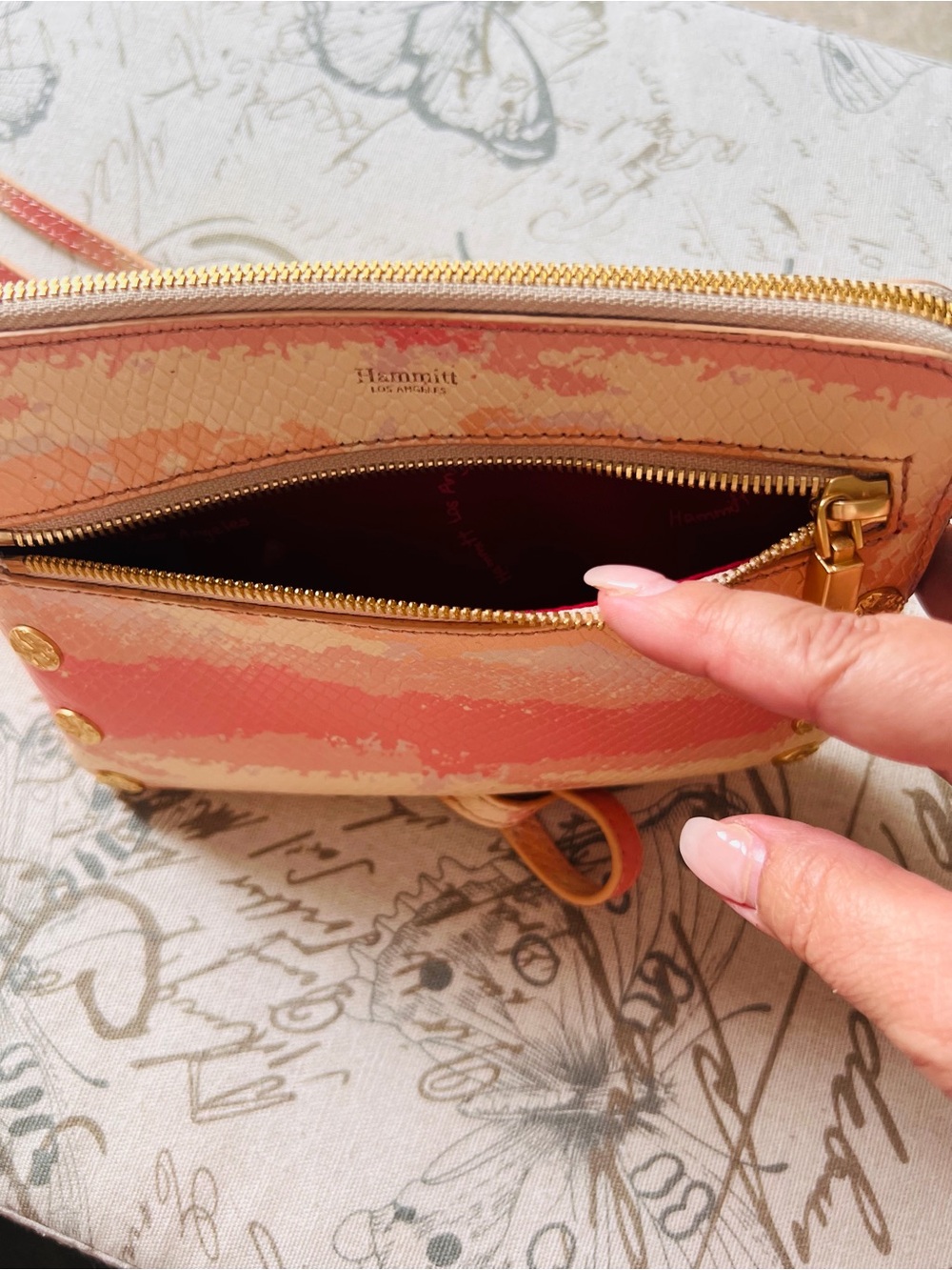 Hammitt Nash Pink Himalayan Gradient Wristlet Crossbody with Gold-Tone Accents - Picture 3 of 10